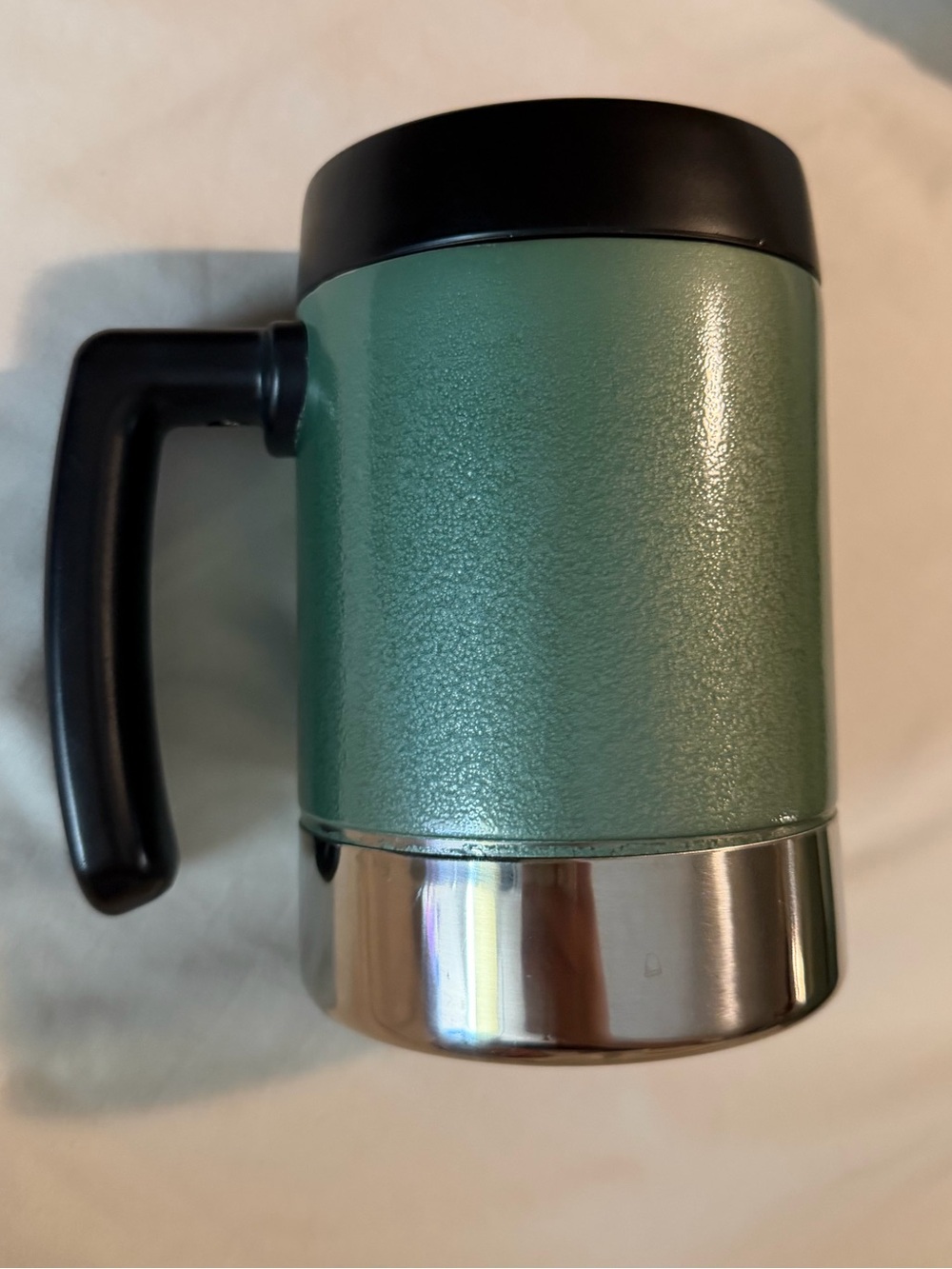 Stanley Mint Green Travel Mug with Black Handle and Stainless Base - Picture 2 of 9